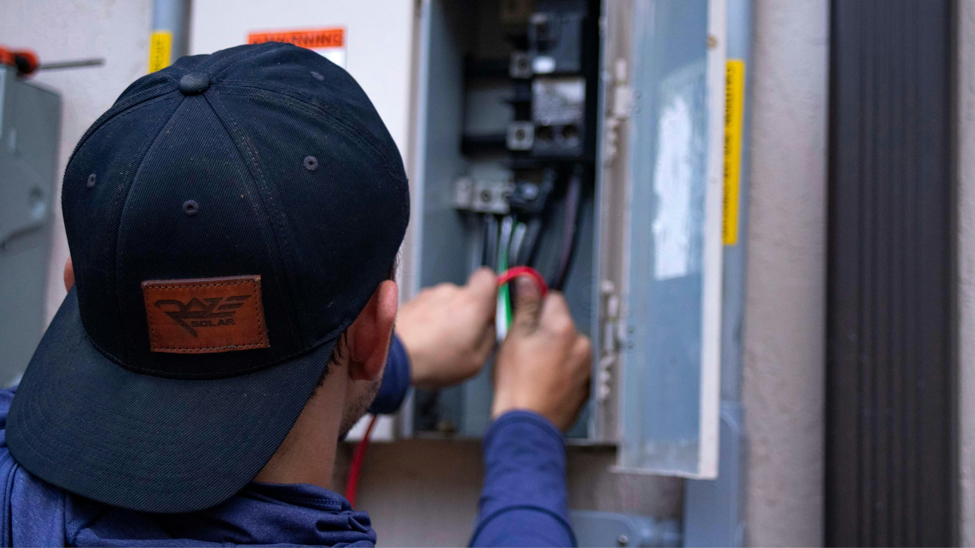 TVA réduite travaux électriques : 5,5 % ou 10 %, comment savoir ?